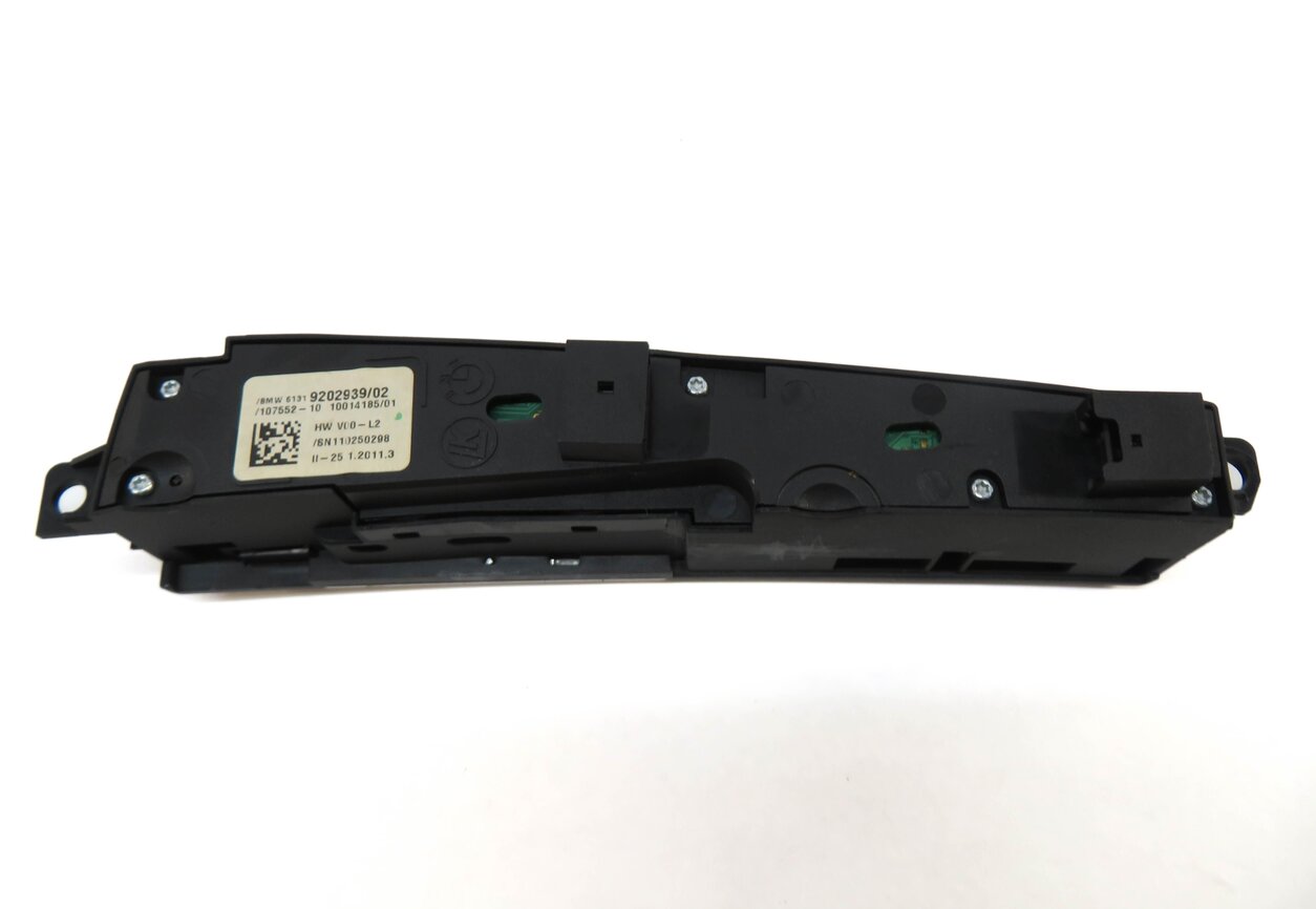 Thumbnail 4: 2011 BMW X3 (F25) PDC SUSPENSION SPORT MODE TRACTION CONTROL SWITCH BUTTON