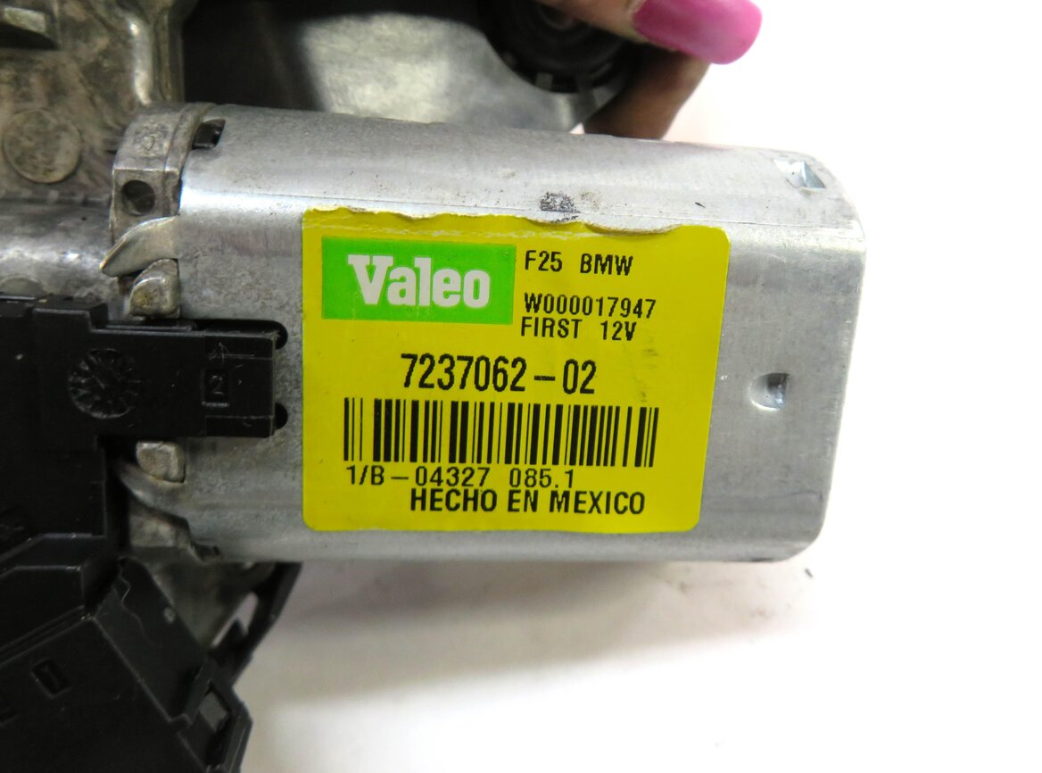 Thumbnail 4: 2011-2017 BMW X3 (F25) TRUNK REAR WIPER MOTOR
