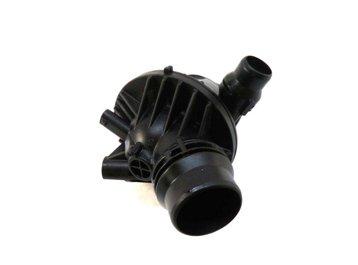 Thumbnail 2: 2011 BMW X3 (F25) 3.0L N55 TURBO ENGINE THERMOSTAT HOUSING