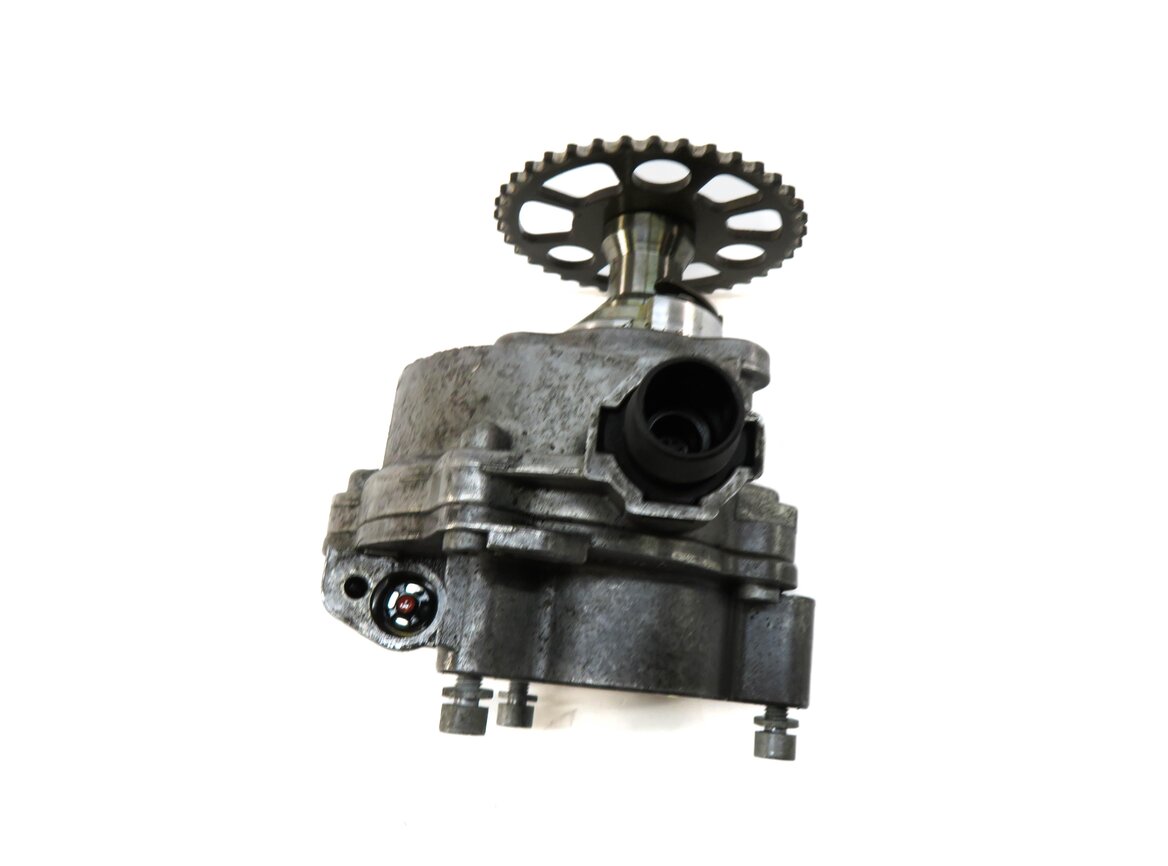 Thumbnail 5: 10-12 BMW 135i 335i 535i 640i X3 X5 X6 (E87 E90 E70) 3.0L N55 BRAKE VACUUM PUMP