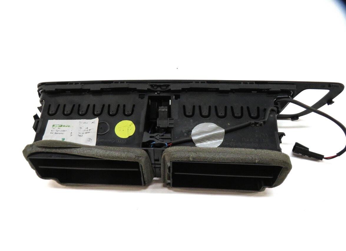 Thumbnail 3: 2009 AUDI Q5 (B8 8R) FRONT CENTER DASH HEATER A/C AIR VENT