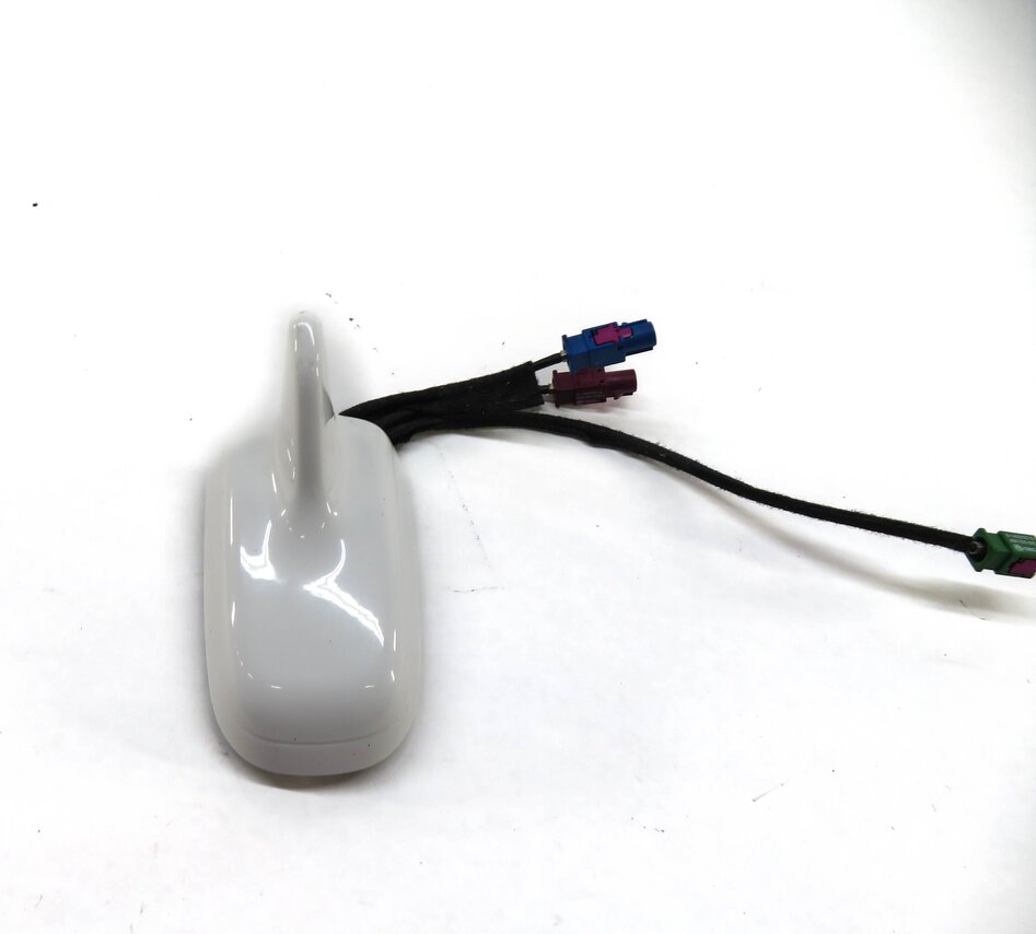 Thumbnail 2: 2009-2012 AUDI Q5 (B8 8R) AM/FM RADIO STEREO SHARK FIN RECEPTION ANTENNA (WHITE)