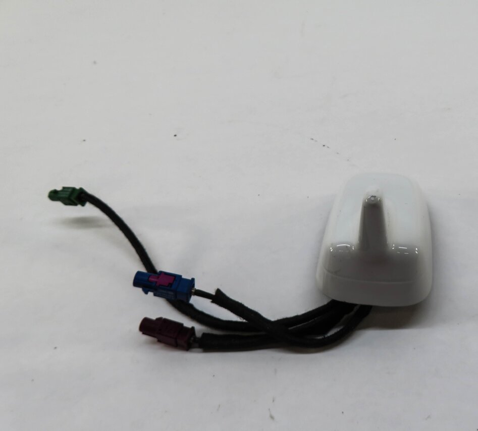 Thumbnail 3: 2009-2012 AUDI Q5 (B8 8R) AM/FM RADIO STEREO SHARK FIN RECEPTION ANTENNA (WHITE)