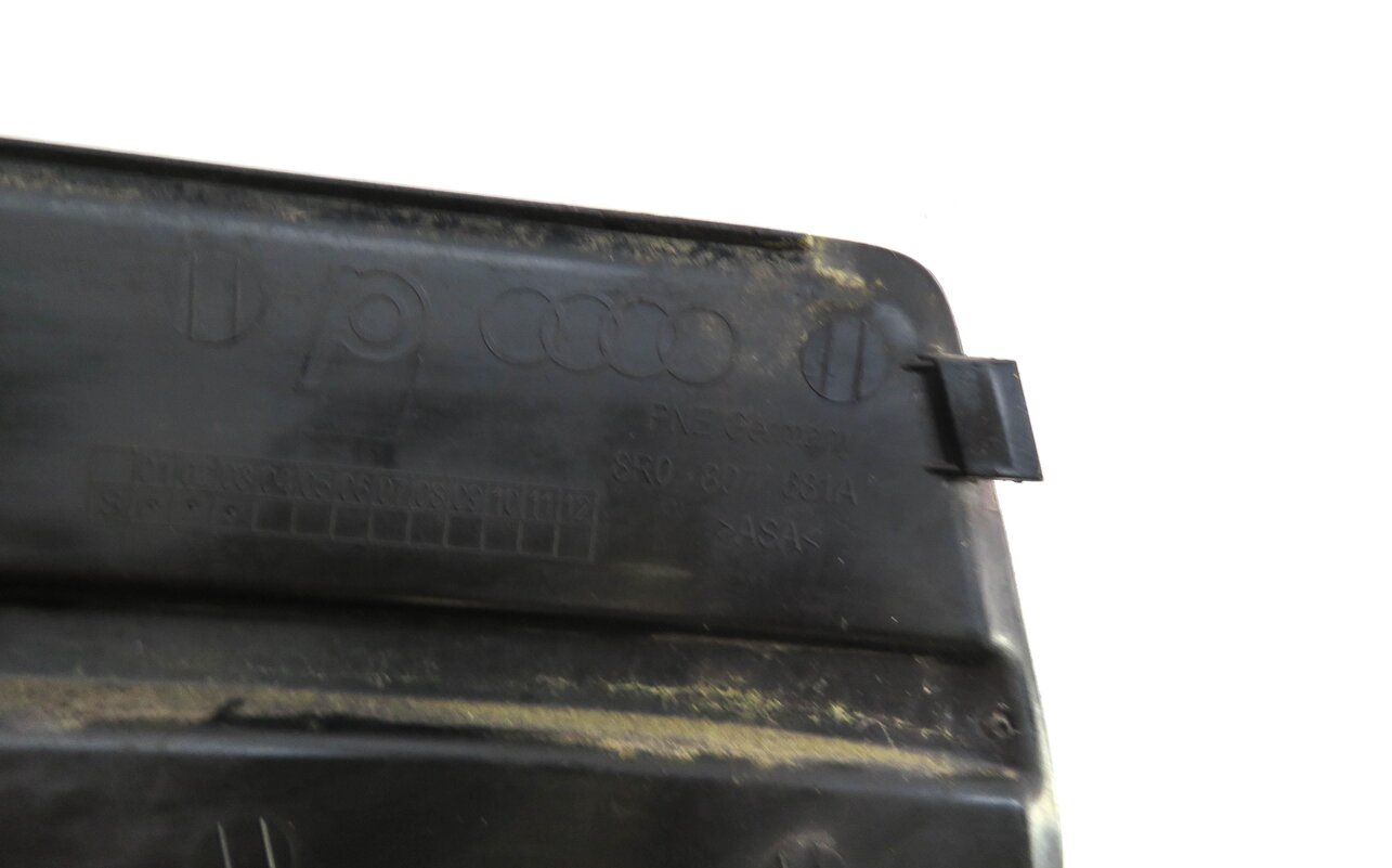 Thumbnail 6: 2009-2012 AUDI Q5 (B8 8R) LEFT FRONT DRIVER FOGLIGHT GRILLE TRIM