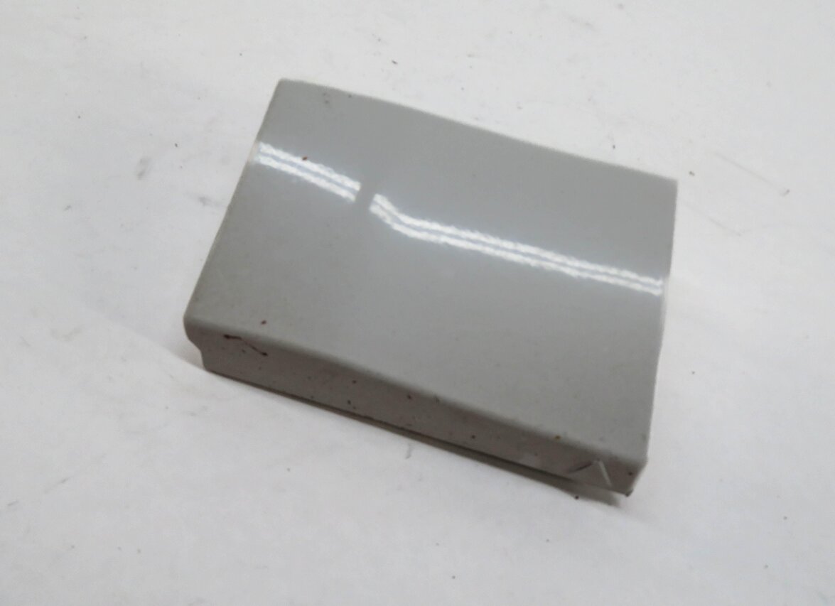 Thumbnail 1: 2009 AUDI Q5 (B8 8R) LEFT FRONT DRIVER FENDER MOULDING TRIM (IBIS WHITE T9)