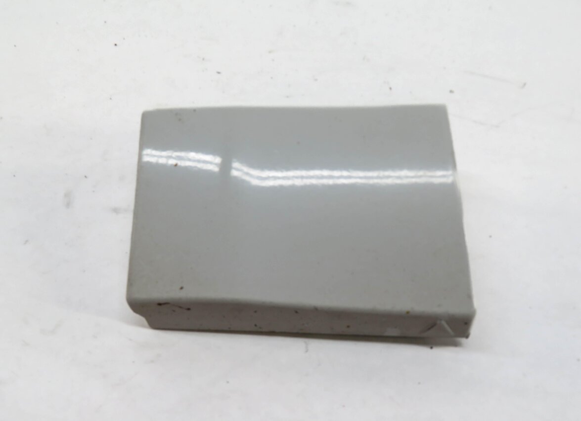 Thumbnail 2: 2009 AUDI Q5 (B8 8R) LEFT FRONT DRIVER FENDER MOULDING TRIM (IBIS WHITE T9)
