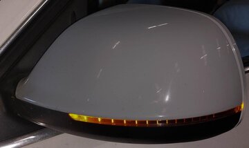 Thumbnail 2: 09-14 AUDI Q5 (8R) LEFT P-FOLD HEAT AUTODIM MEMORY DOOR MIRROR w/ LIGHT (WHITE)