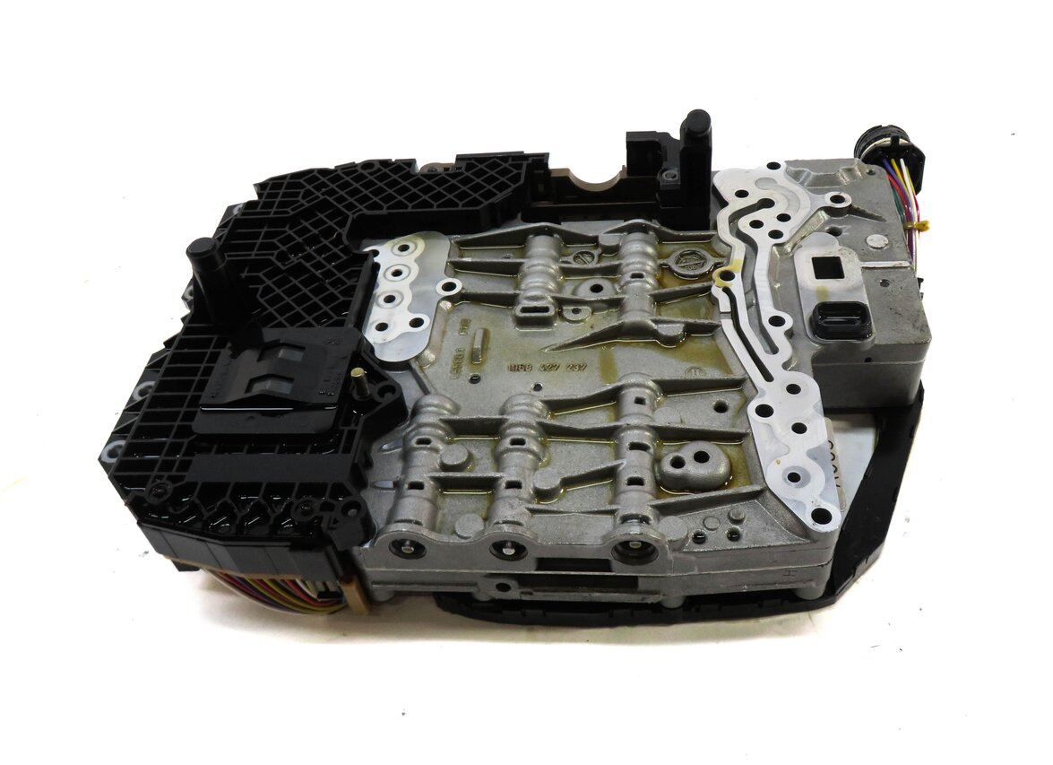 Thumbnail 2: 2009-2012 AUDI Q5 (B8 8R) KGE 6-SPEED A/T TRANSMISSION VALVE BODY w/ MECHATRONIC