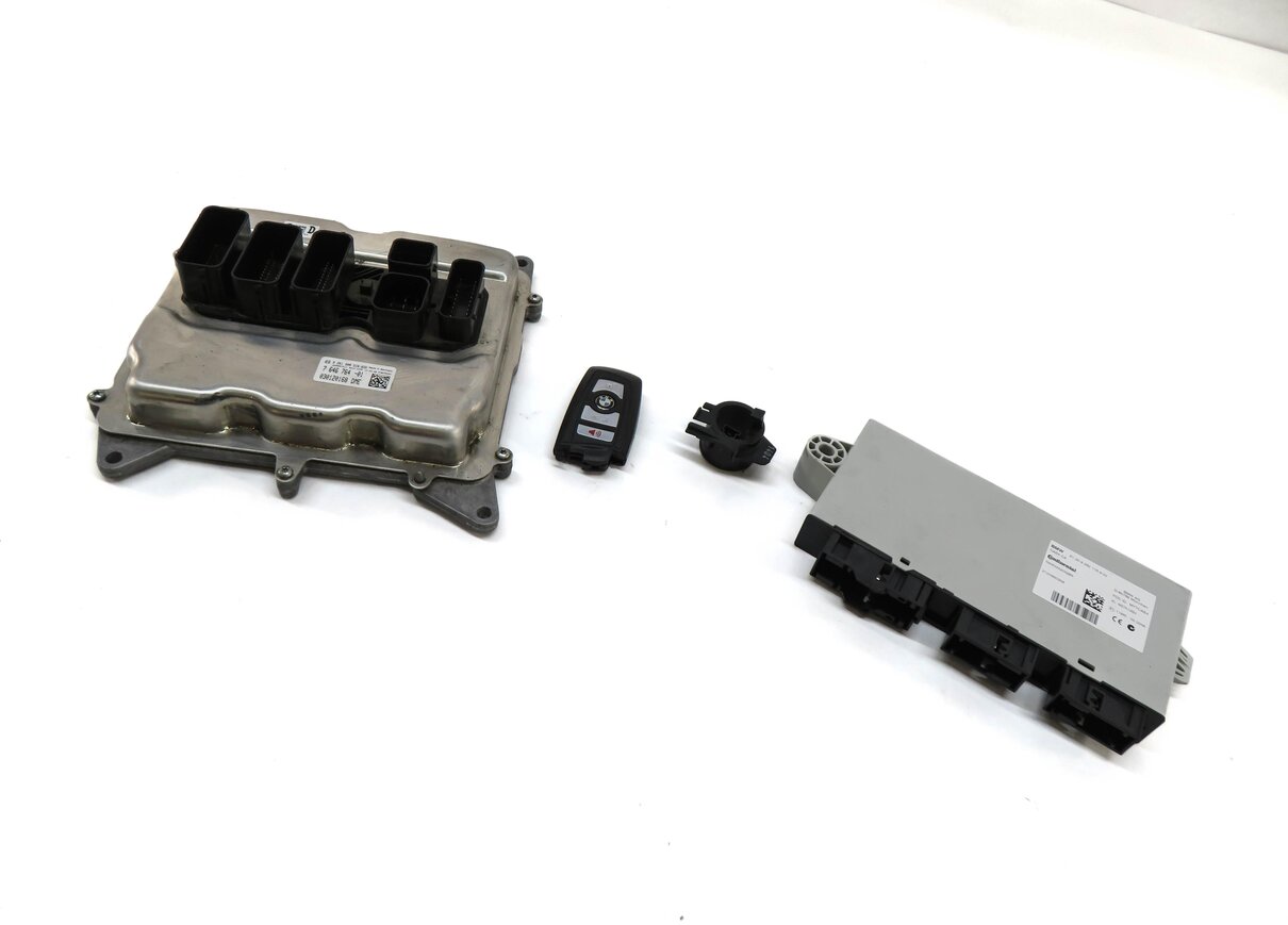 Thumbnail 3: 2013 BMW X3 (F25) 2.0L N20 TURBO ENGINE ECM DME CAS IMMOBILIZER MODULE KEY SET