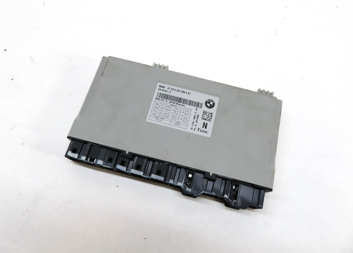 12-19 BMW 328i 335i 535i 550i 750i M5 M6 X3 X4 - LEFT FRONT DRIVER SEAT MODULE