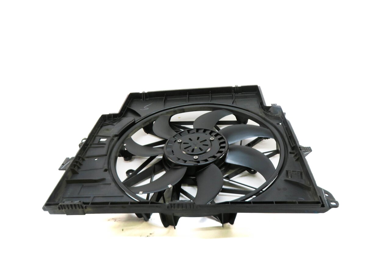 Thumbnail 3: 2013-2018 BMW X3 X4 (F25 F26) 2.0L N20 TURBO ENGINE - RADIATOR COOLING FAN