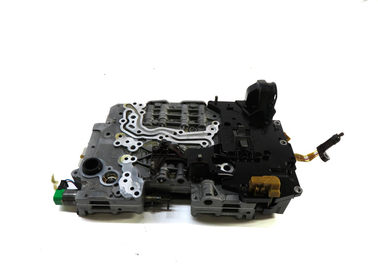Thumbnail 3: BMW 2012 528i / 2013 328i X3 - 2.0L AWD 8HP-45 A/T TRANSMISSION VALVE BODY
