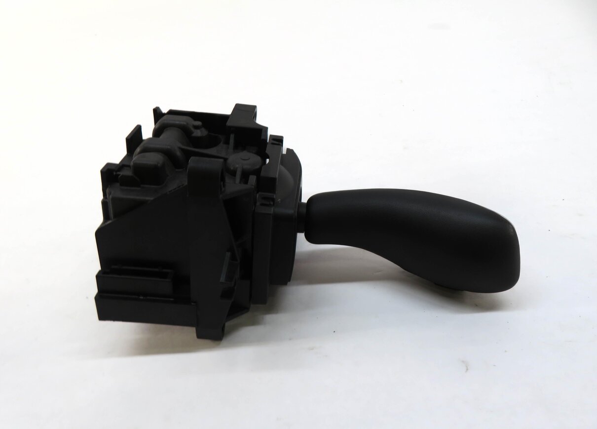 Thumbnail 7: 2011-2017 BMW 535iGT 550iGT 740i 750i X3 (F01 F10 F25) TRANSMISSION GEAR SHIFTER