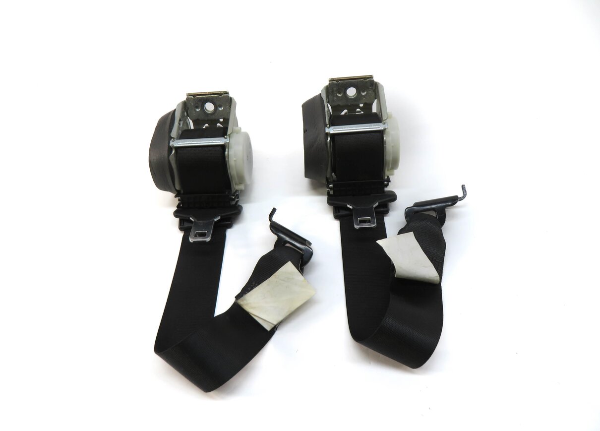 Thumbnail 2: 2013 BMW X3 (F25) REAR SEAT LEFT & RIGHT SEATBELT RETRACTOR SET-2 (BLACK)