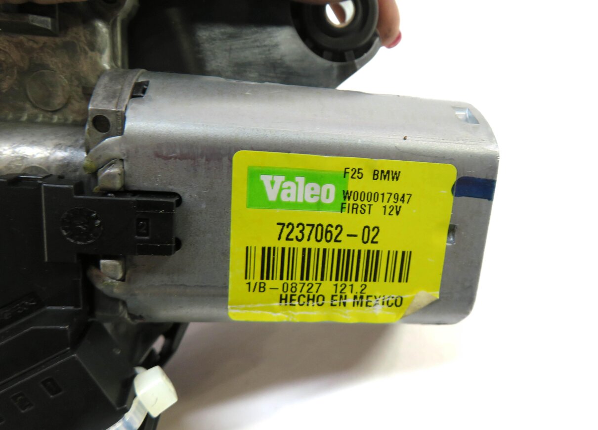 Thumbnail 5: 2011-2017 BMW X3 (F25) TRUNK REAR WIPER MOTOR