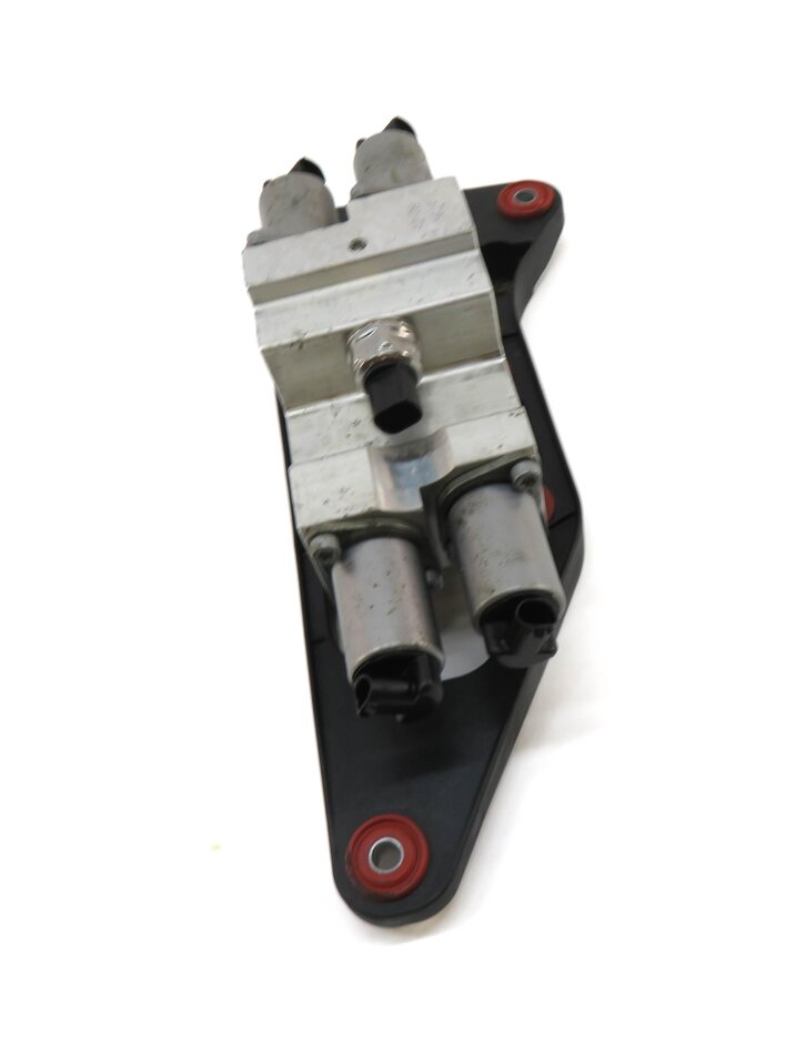 2009 BMW X6 (E71) DYNAMIC DRIVE SUSPENSION HYDRAULIC VALVE BLOCK