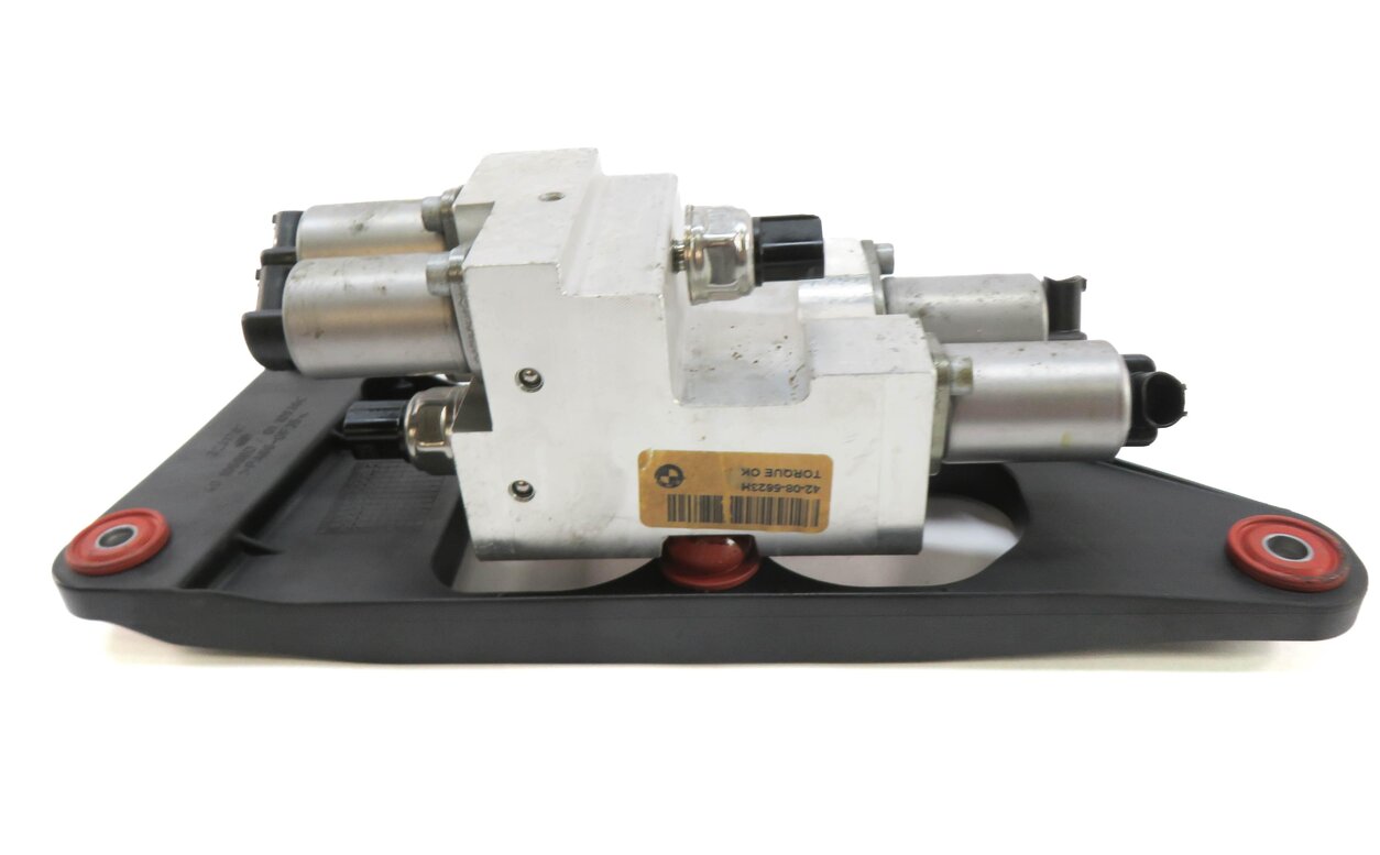 Thumbnail 5: 2009 BMW X6 (E71) DYNAMIC DRIVE SUSPENSION HYDRAULIC VALVE BLOCK