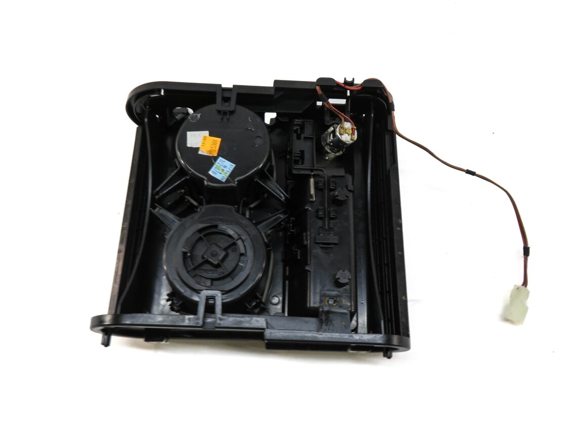 Thumbnail 4: 2009 BMW X6 (E71) REAR CENTER CONSOLE CUP HOLDER ASHTRAY COMPARTMENT