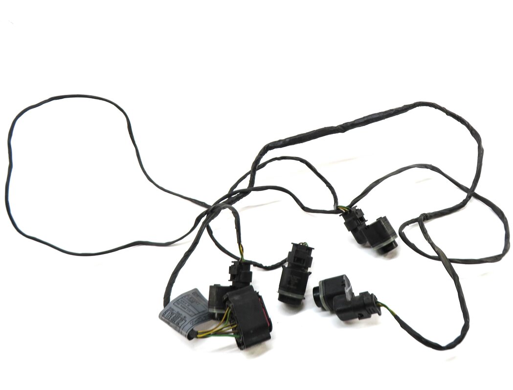 Thumbnail 2: 2009 BMW X6 (E71) REAR PDC PARK DISTANCE SENSOR SET w/ HARNESS (BLACK 2 668)