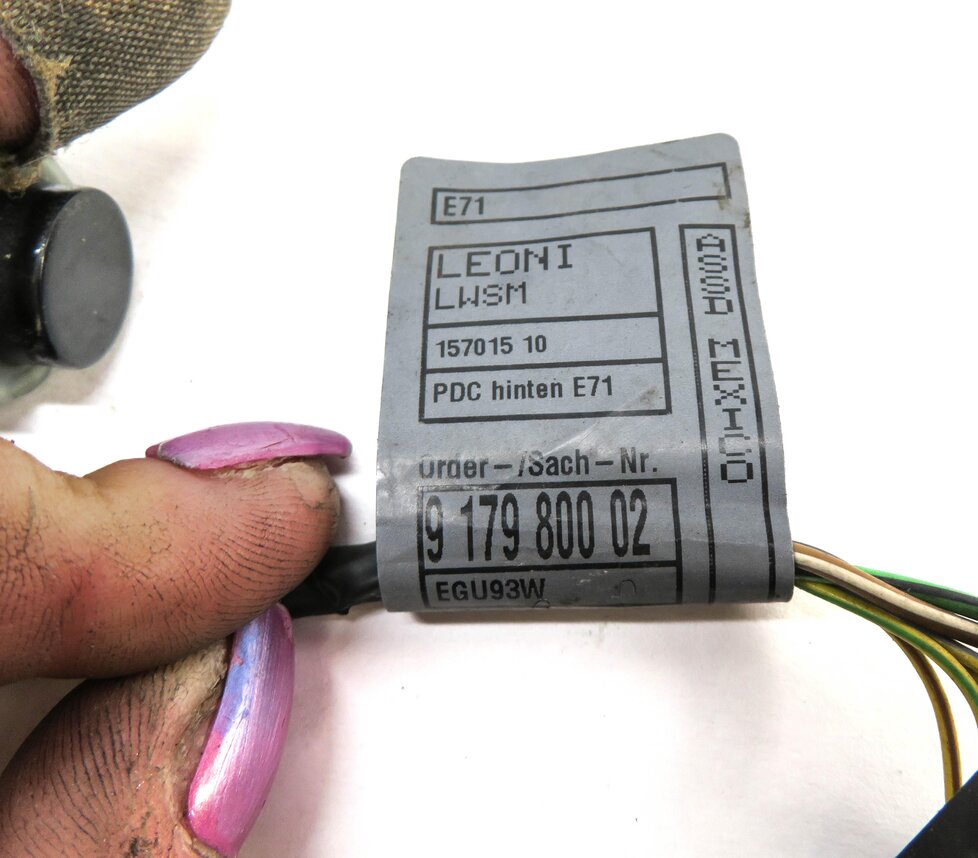 Thumbnail 3: 2009 BMW X6 (E71) REAR PDC PARK DISTANCE SENSOR SET w/ HARNESS (BLACK 2 668)