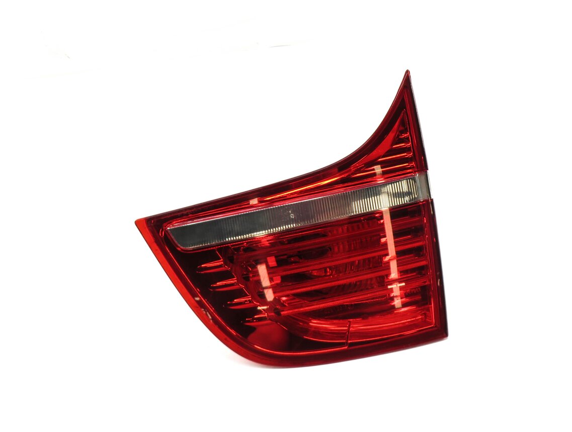 2008-2012 BMW X6 X6M (E71 E72) RIGHT PASSENGER REAR INNER TAILLIGHT LIGHT LAMP