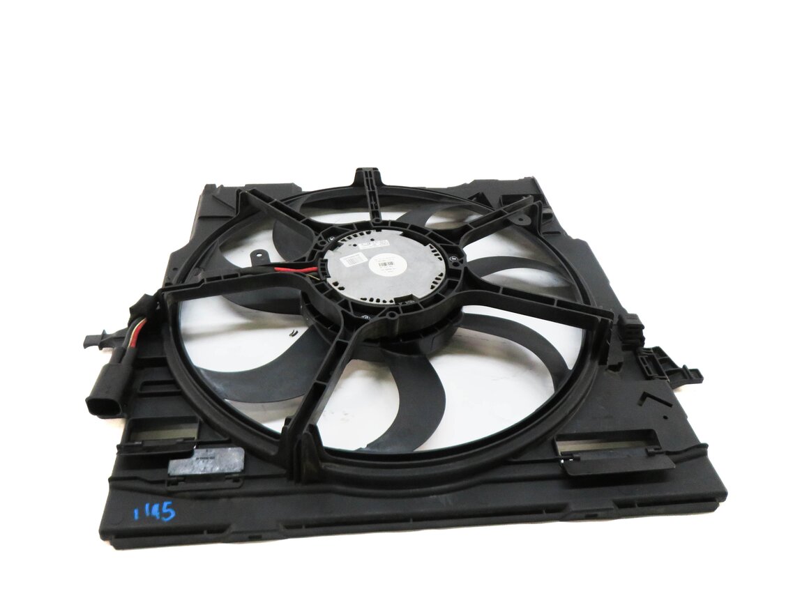 Thumbnail 5: 2008-2009 BMW X6 (E71) 3.0L - RADIATOR COOLING FAN ASSEMBLY w/ SHROUD