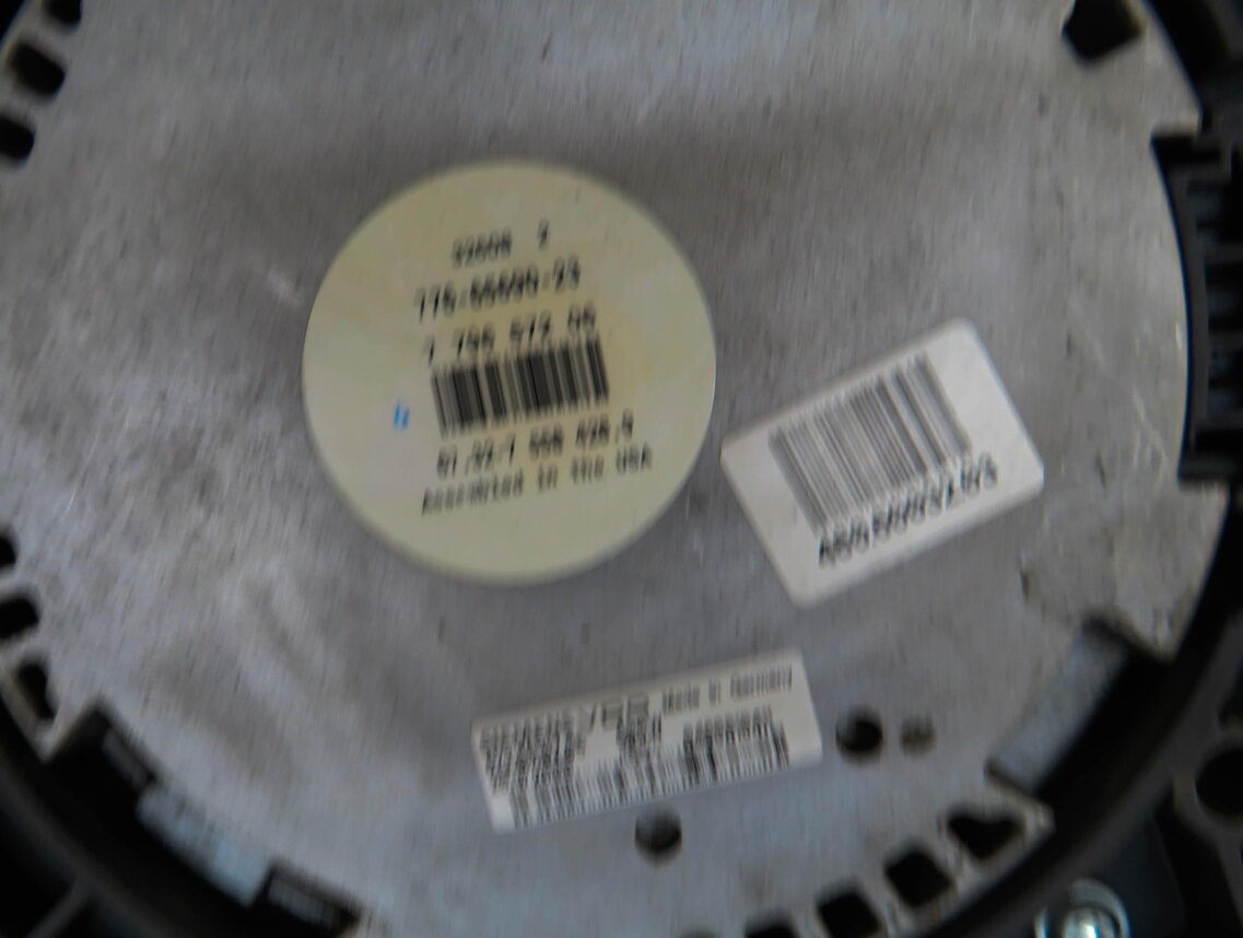 Thumbnail 6: 2008-2009 BMW X6 (E71) 3.0L - RADIATOR COOLING FAN ASSEMBLY w/ SHROUD