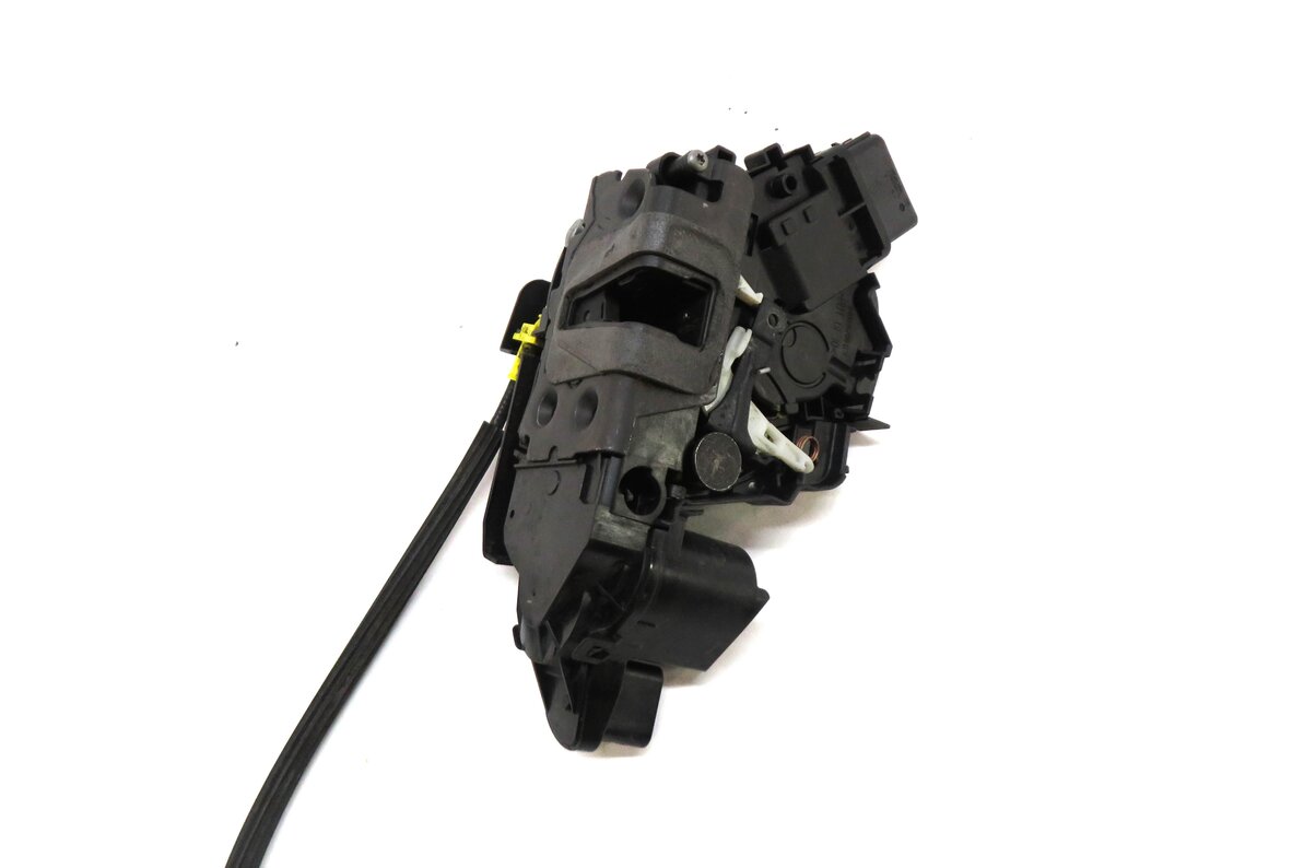 Thumbnail 4: 10-19 LR4 EVOQUE RANGE ROVER SPORT (L320 L538) RIGHT FRONT PASSIVE DOOR LATCH