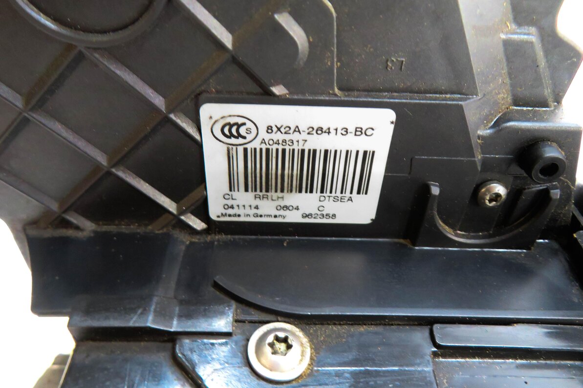 Thumbnail 6: 10-17 LR4 EVOQUE RANGE ROVER SPORT (L320 L538) LEFT REAR PASSIVE DOOR LOCK LATCH