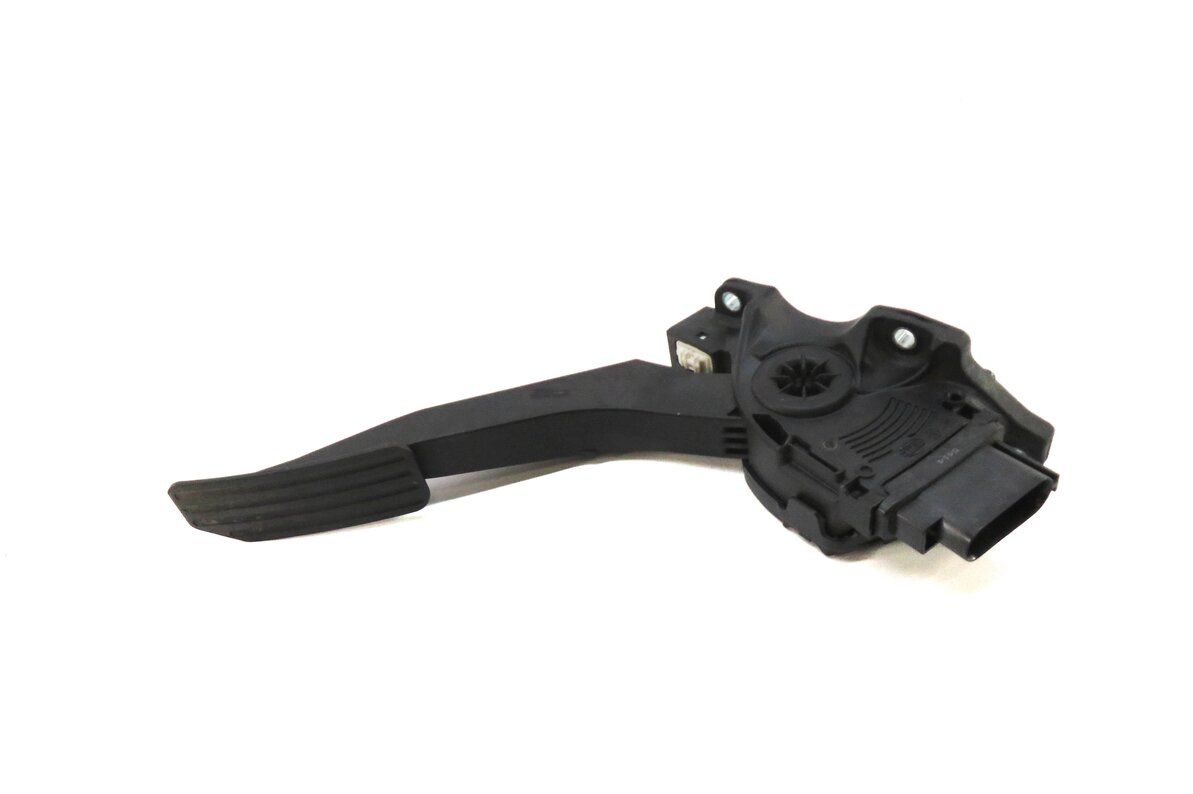 Thumbnail 1: 2015 RANGE ROVER EVOQUE (L538) GAS PEDAL THROTTLE ACCELERATOR PEDAL