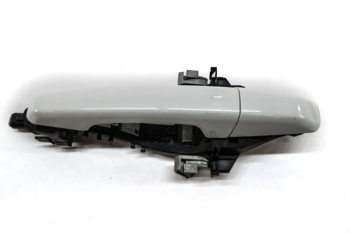 Thumbnail 2: 12-17 RANGE ROVER SPORT EVOQUE (L405 L494) LEFT REAR PASSIVE DOOR HANDLE (WHITE)