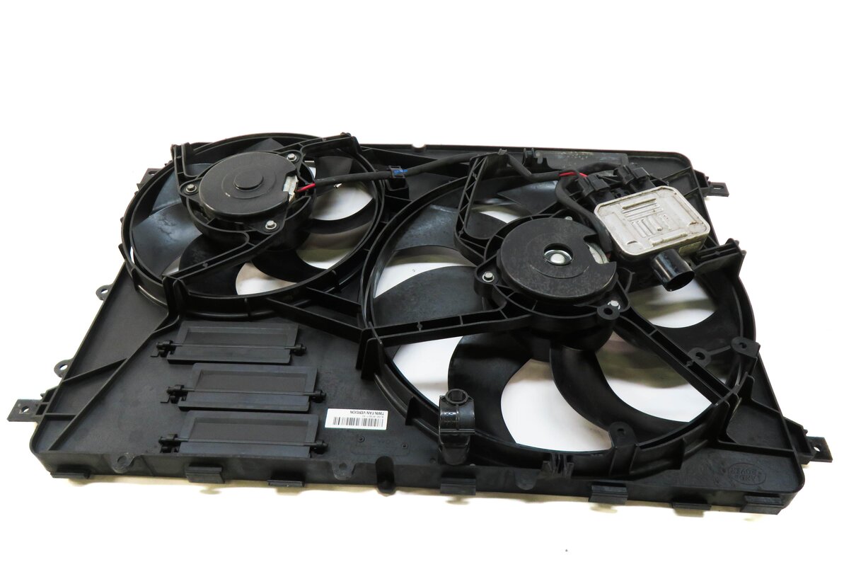 Thumbnail 5: 12-17 LR2 DISCOVERY SPORT RANGE ROVER EVOQUE (L538 L550) RADIATOR COOLING FAN
