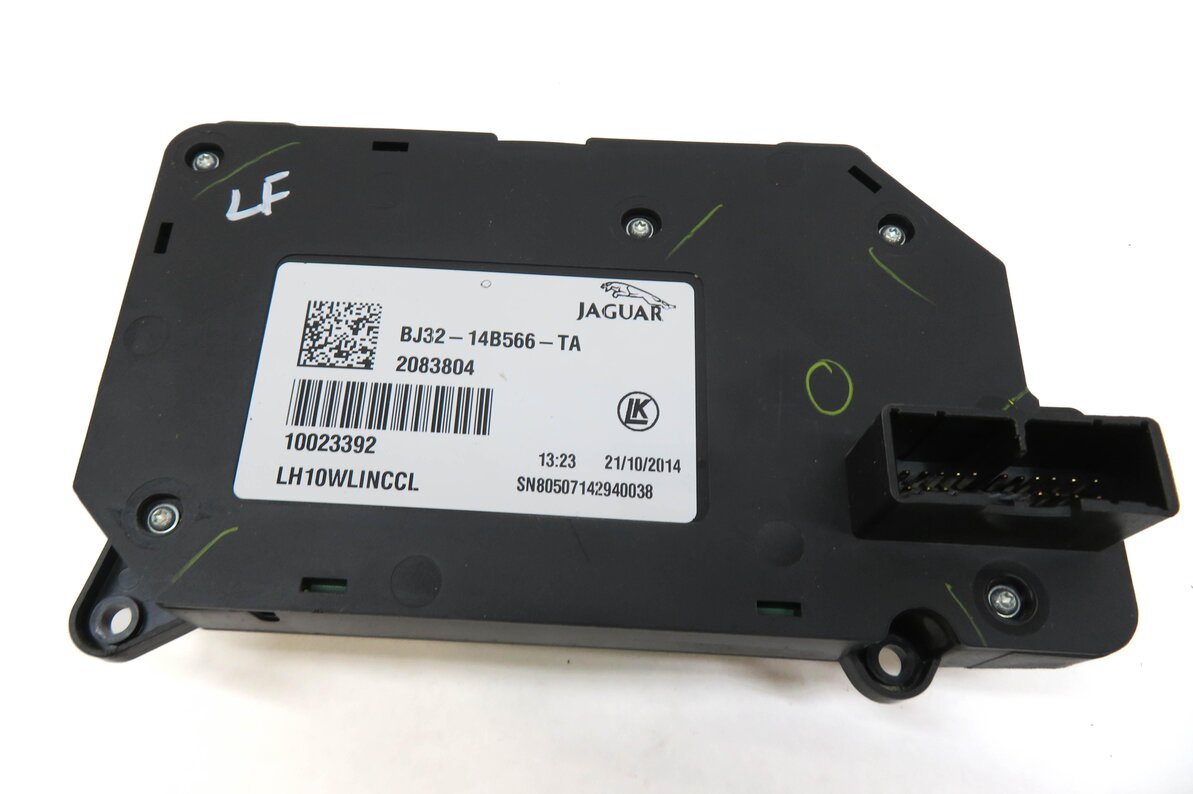 Thumbnail 4: 2015 RANGE ROVER EVOQUE (L538) LEFT FRONT DRIVER SEAT ADJUSTMENT SWITCH