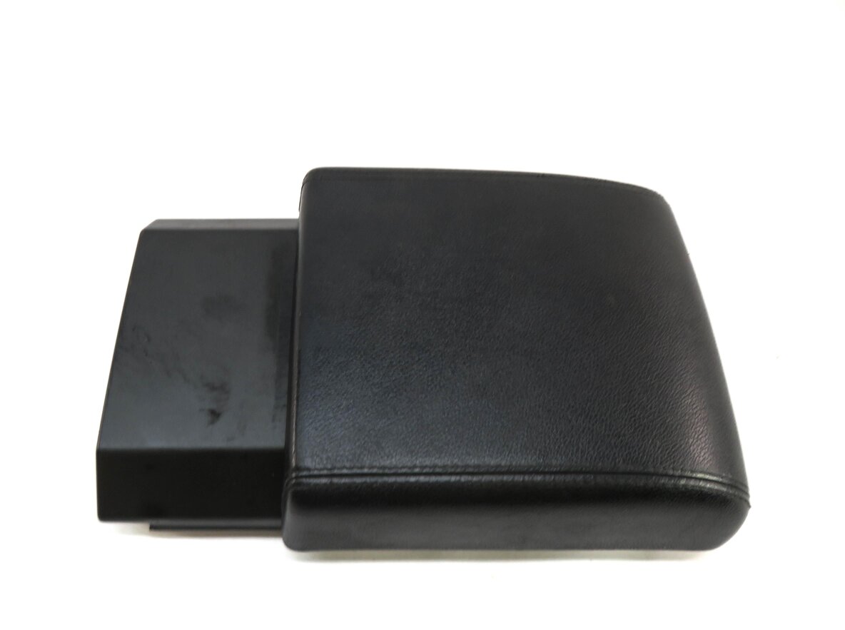 Thumbnail 6: 2012-2015 RANGE ROVER EVOQUE (L538) FRONT CENTER CONSOLE ARMREST LID (BLACK)