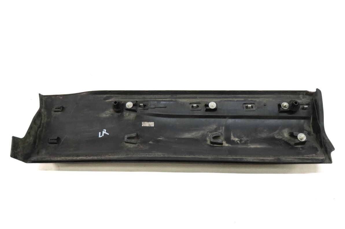 Thumbnail 5: 2015 RANGE ROVER EVOQUE (L538) LEFT REAR DOOR LOWER MOULDING RUNNER TRIM (BLACK)