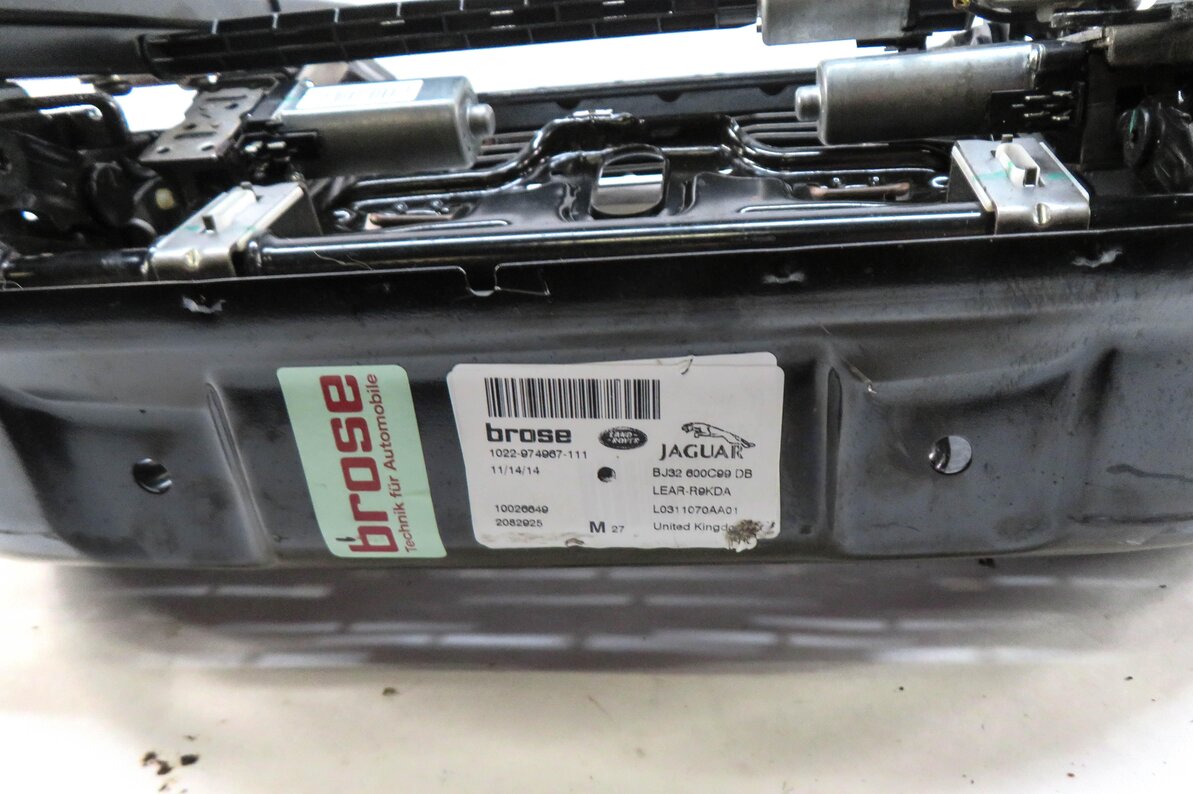 Thumbnail 6: 2012-2015 RANGE ROVER EVOQUE (L538) LEFT FRONT DRIVER SEAT TRACK w/ MOTORS