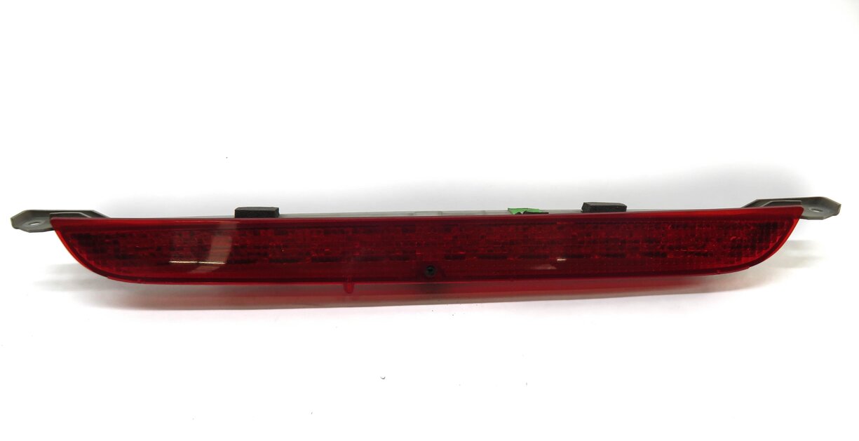 Thumbnail 2: 2011 BMW X5 (E70) REAR 3rd THIRD BRAKE LIGHT LAMP