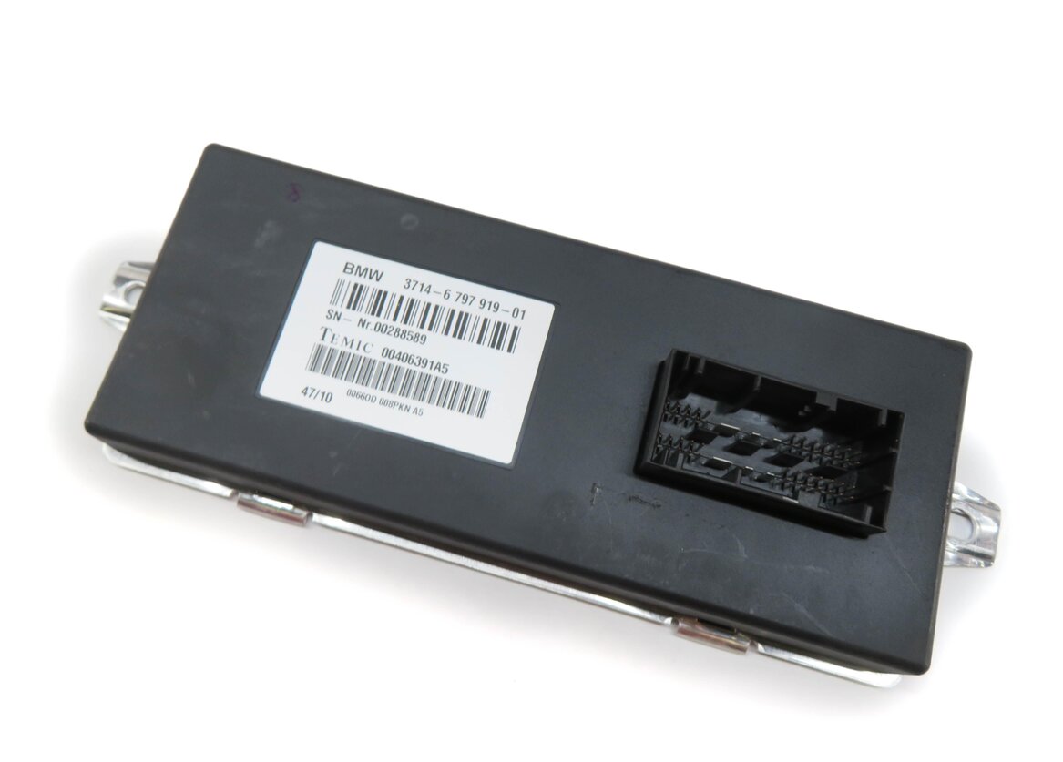 2011 BMW X5 (E70) DYNAMIC DRIVE SUSPENSION CONTROL MODULE