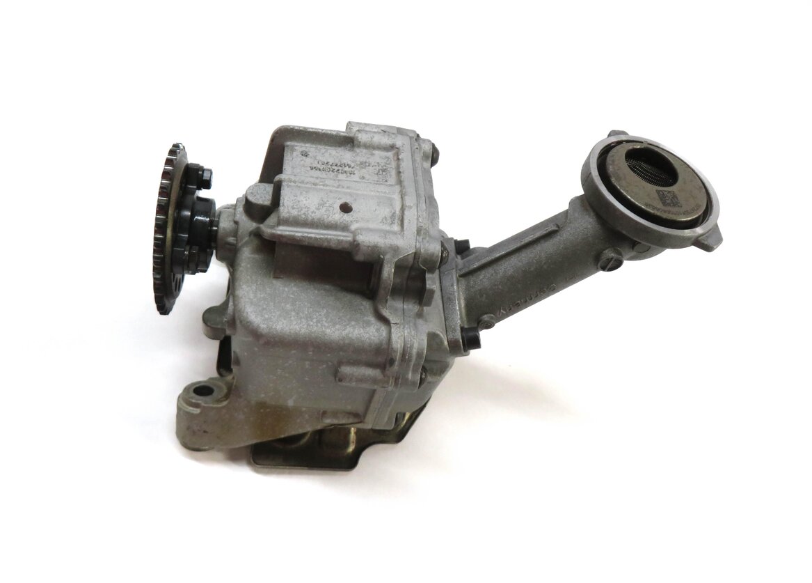 Thumbnail 4: 2011 BMW X5 (E70) 4.4L N63 TWIN TURBO ENGINE OIL PUMP