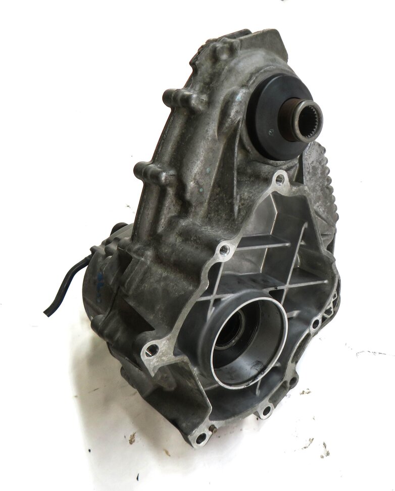 Thumbnail 4: 2011-2012 BMW X5 X6 (E70 E71) 4.4L TWIN TURBO V8 - ATC 450 FRONT TRANSFER CASE