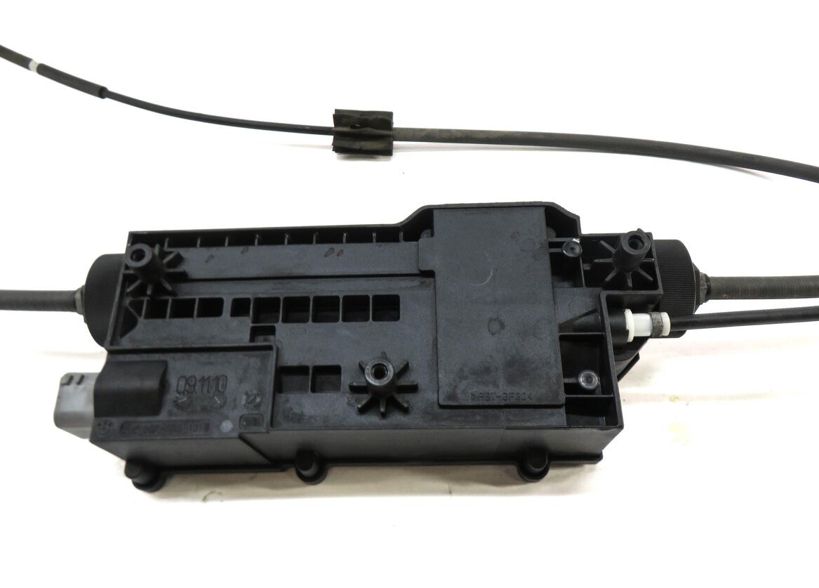 Thumbnail 4: 2011 BMW X5 (E70) EMERGENCY PARKING BRAKE ACTUATOR MOTOR w/ CABLES
