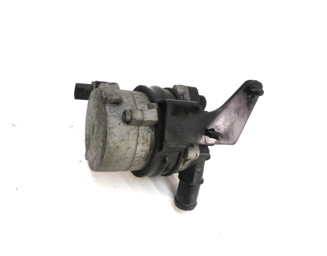 Thumbnail 4: 2012 AUDI A6 (C7) 3.0L CGXB SUPERCHARGED ENGINE AUXILIARY WATER PUMP