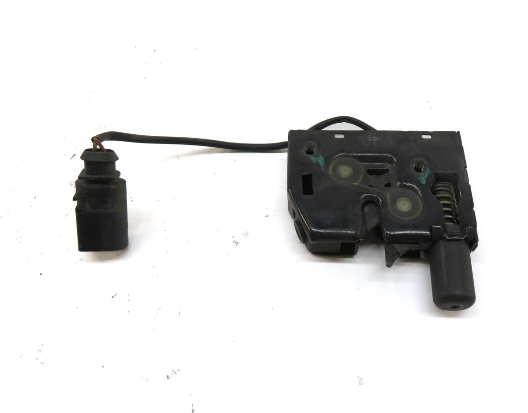 Thumbnail 3: 2012 AUDI A6 (C7) LEFT FRONT DRIVER LOWER HOOD LOCK LATCH ACTUATOR