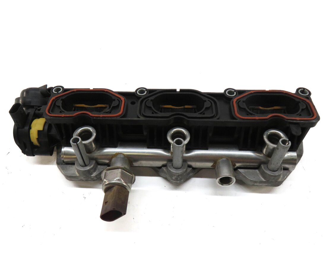 Thumbnail 3: 12-17 AUDI A6 A7 Q5 S5 SQ5 - 3.0L SUPERCHARGED - LEFT INTAKE MANIFOLD DIFFUSER