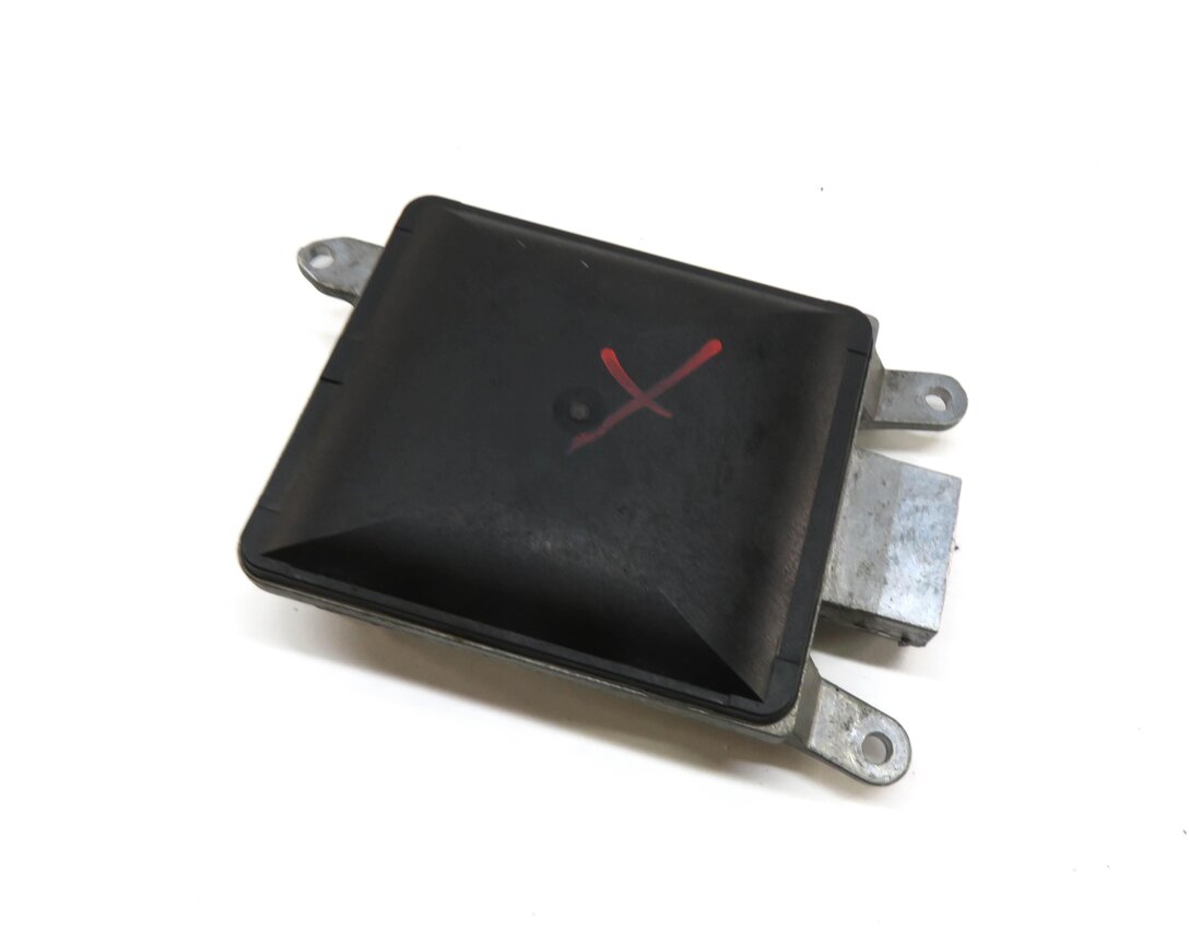 2012-2015 AUDI A6 S6 (C7) RIGHT PASSENGER REAR BLIND SPOT ALERT MODULE (MASTER)