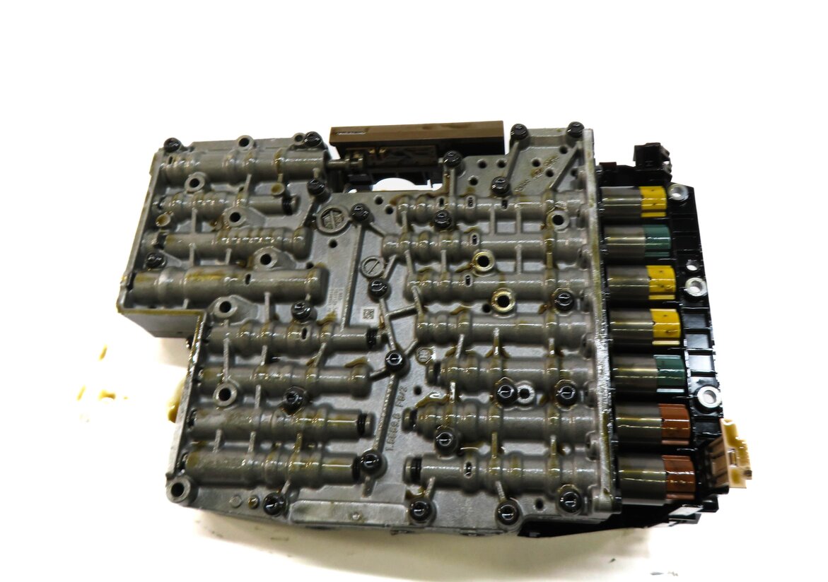 Thumbnail 4: 2007-2011 BMW 135i 335i (E87 E90) 3.0L TURBO 6HP-19 TRANSMISSION VALVE BODY