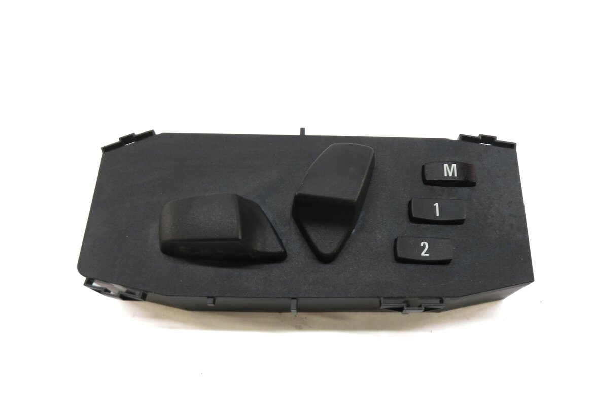 Thumbnail 2: 2011 BMW 335i (E92) COUPE - LEFT FRONT DRIVER MEMORY SEAT ADJUSTMENT SWITCH