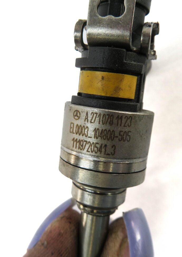 Thumbnail 4: 12-15 MERCEDES BENZ C250 SLK250 (R172 W204) 1.8L TURBO ENGINE FUEL INJECTOR SET