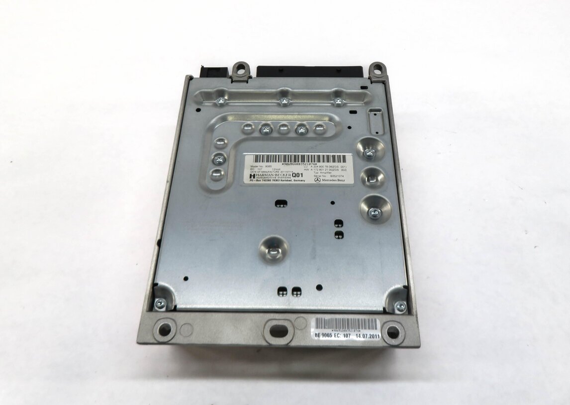Thumbnail 3: 2012 MERCEDES C250 C300 C350 C63 AMG (W204) HARMAN BECKER AUDIO AMP AMPLIFIER
