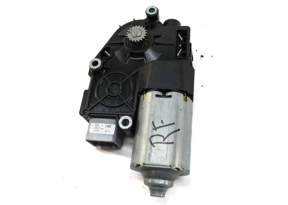 Thumbnail 3: 2010-2017 MERCEDES C250 C350 E350 E400 E550 (W204 W212) SUNROOF SUNSHADE MOTOR